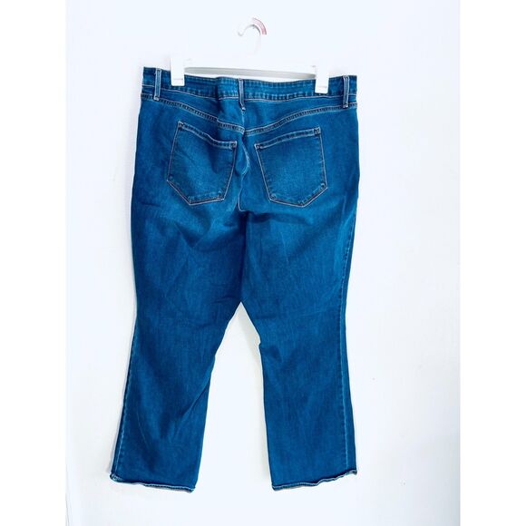 Old navy Kicker Boot cut jeans blue stretch Mid rise casual plus size women's 22 - Picture 1 of 4